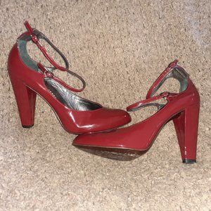 MARC BY MARC JACOBS-Deep Red Patent Pumps